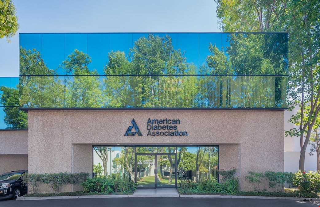 17752 Mitchell N, Irvine, CA 92614